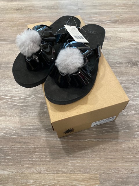 ugg poppy sandals