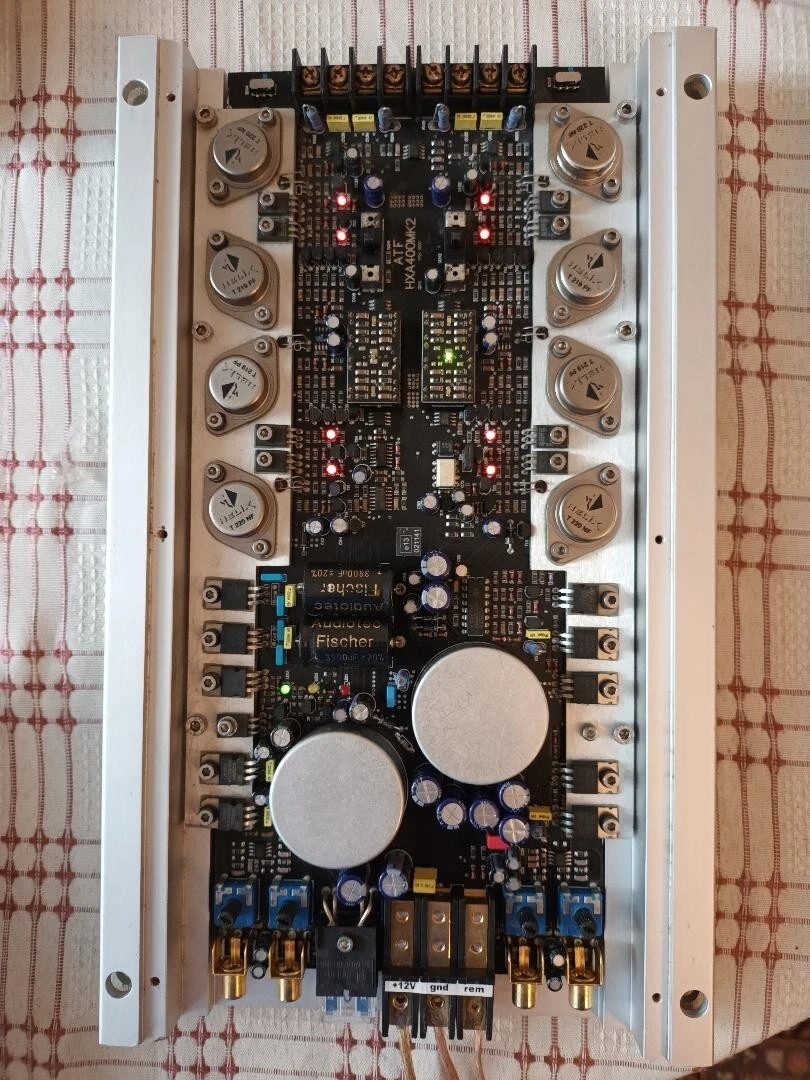 helix アンプヘリックスHXA400