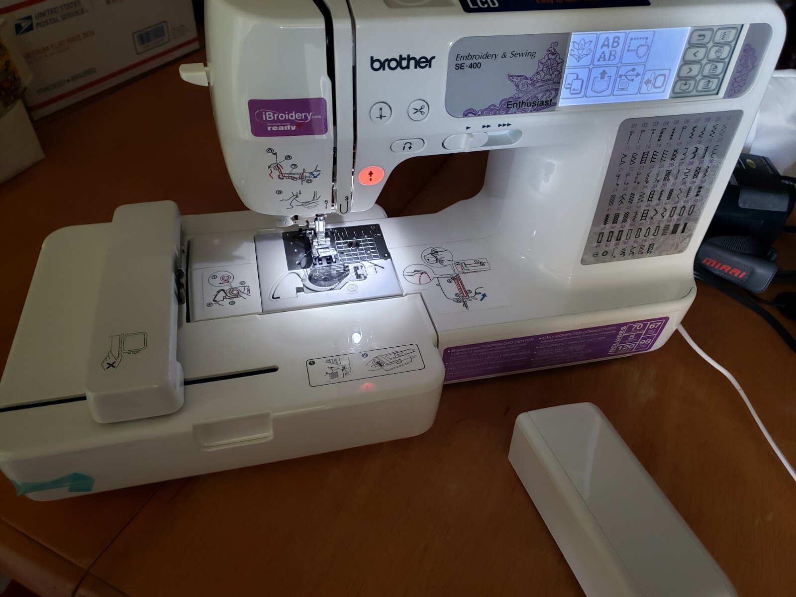 Brother SE400 Embroidery & Sewing Machine Tested W/ Pedal & Attachment