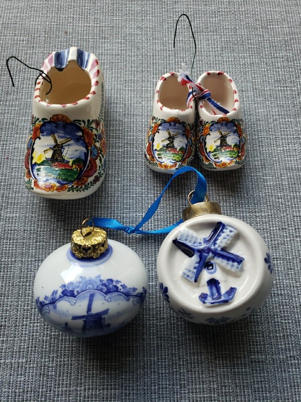 Lot of Delft Ornaments