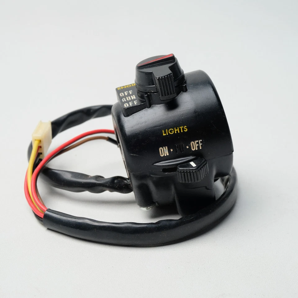 Interruptor de manillar derecho genuino Kawasaki GTO KH100 Fit KH250 KH400 KH500 Foto 2 de 4