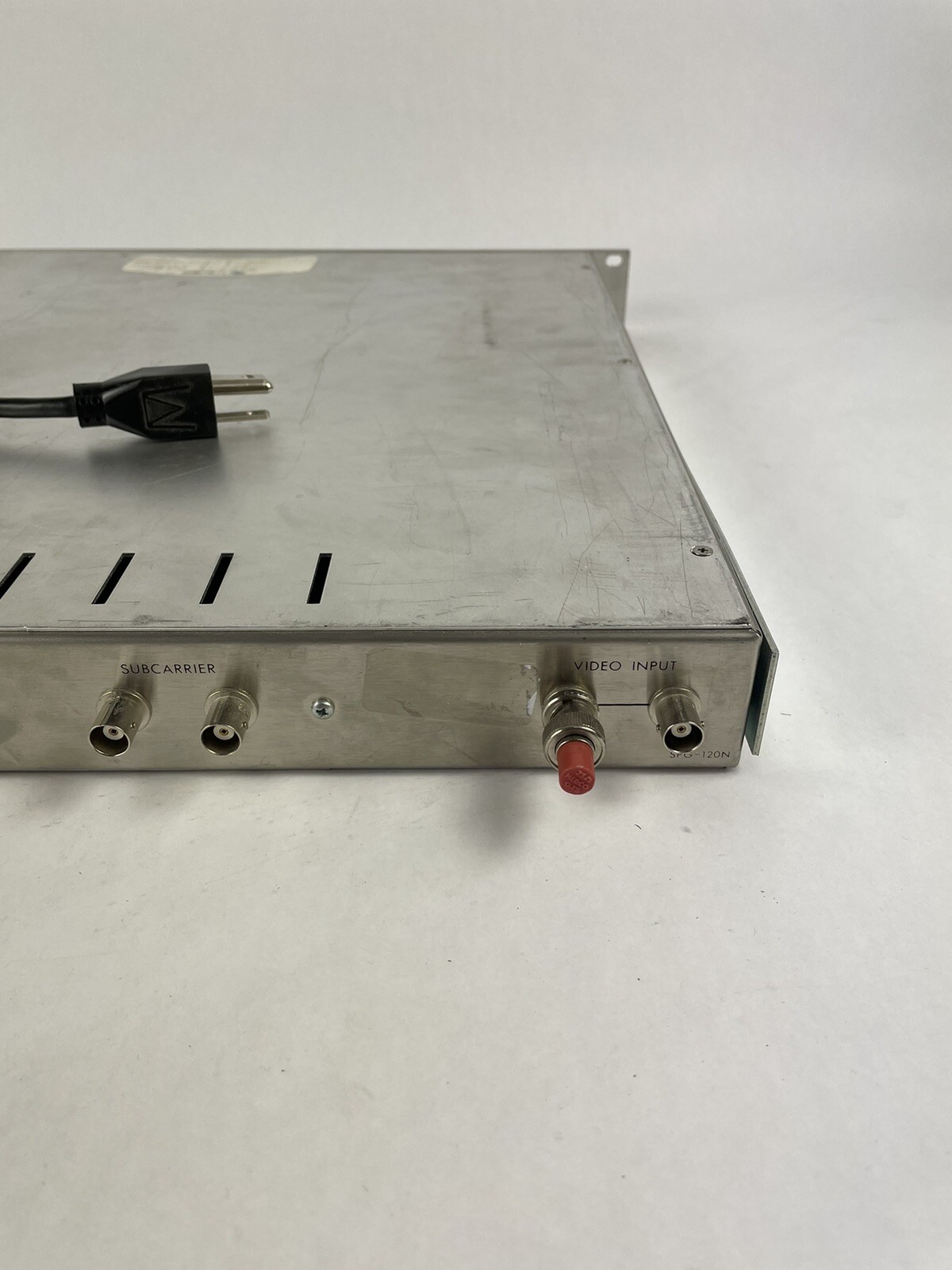 Leitch SPG-120N  Sync Pulse Generator