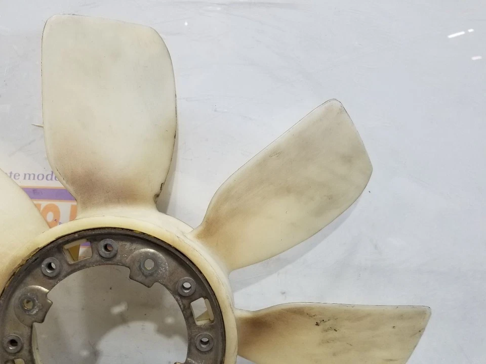 01 2001 TOYOTA LAND CRUISER 4.7L FAN BLADE - Image 4 of 4