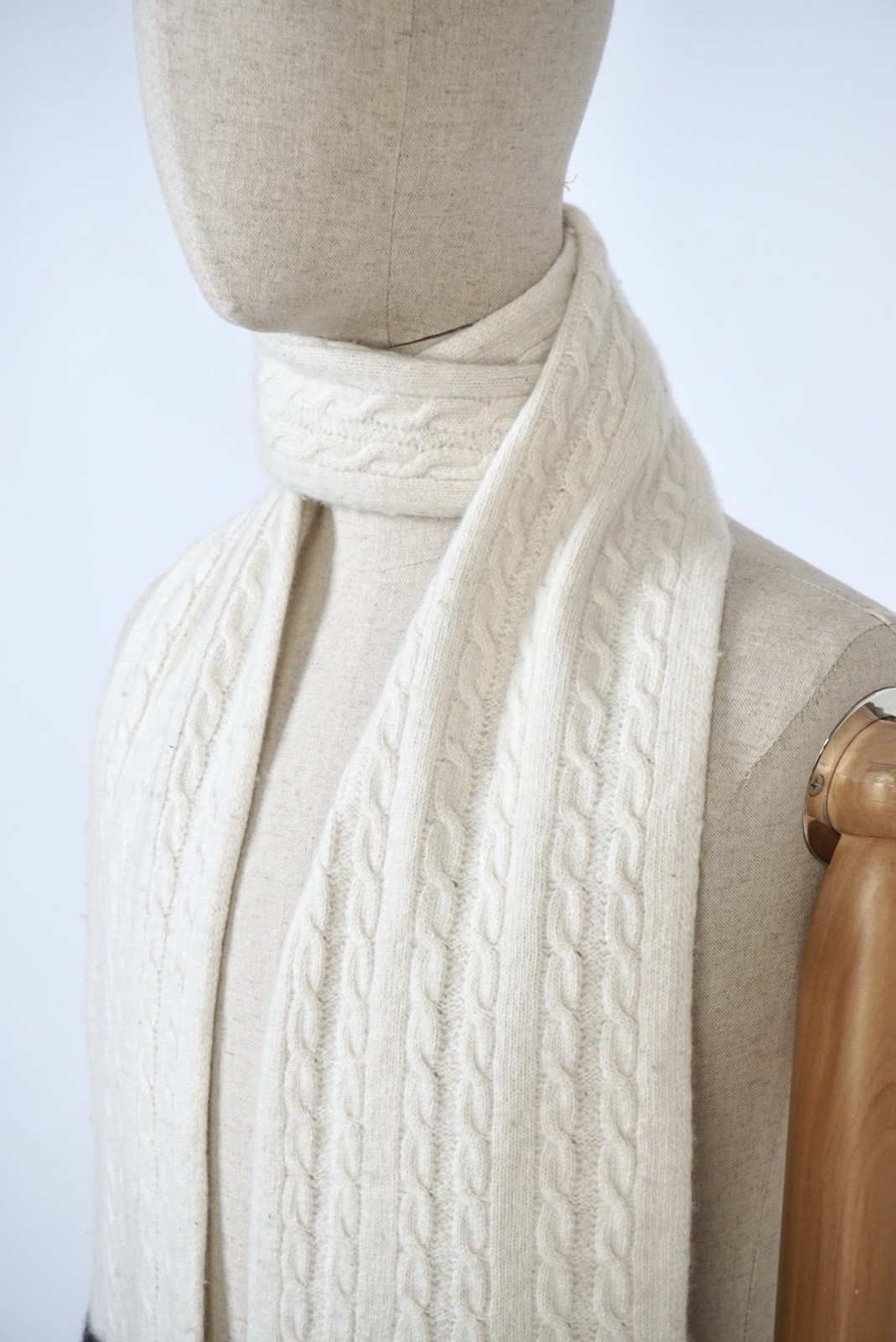 Roberto Cavalli Devils Cable-Knit Wool Scarf Ivor… - image 6