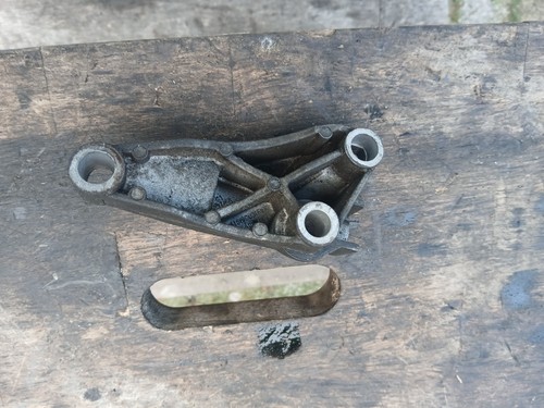 BMW M57 Lichtmaschinenhalter 7 787942