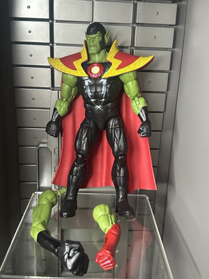 Marvel Legends SUPER SKRULL Illuminati Avengers 60th from Queen 2-pack Loose