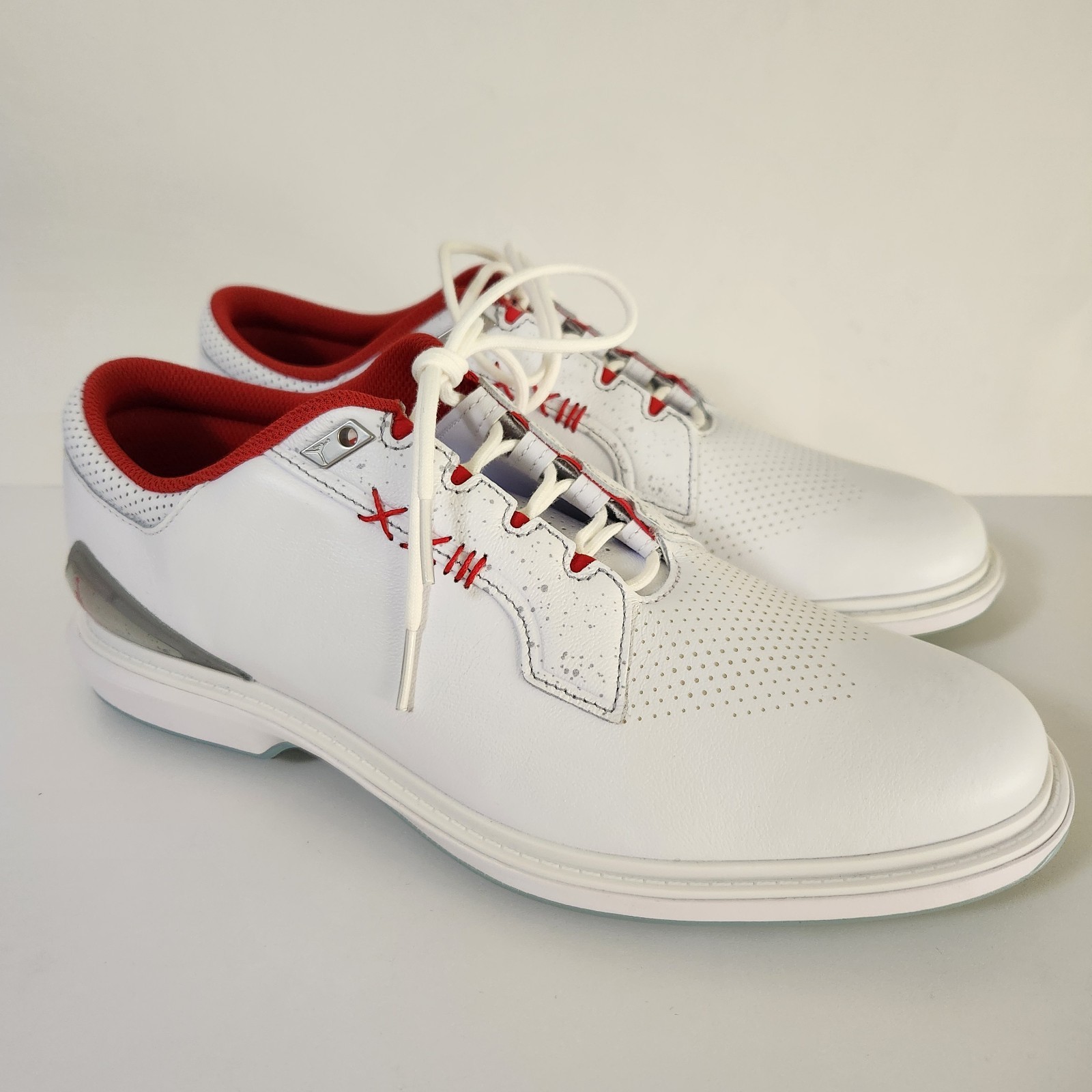 Shoes Mens 10 White Red Fq6642-101