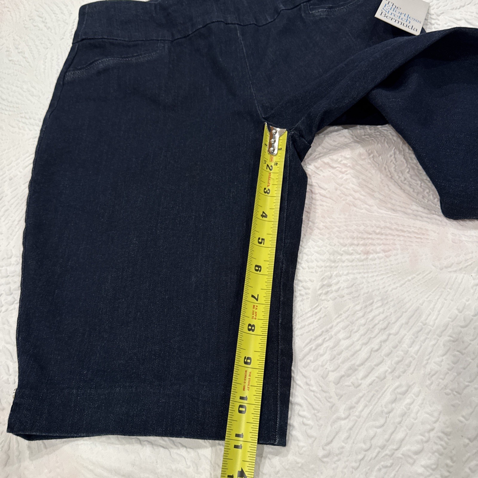 Croft & Barrow Effortless Stretch Bermuda Pull On Denim Shorts, SZ 4