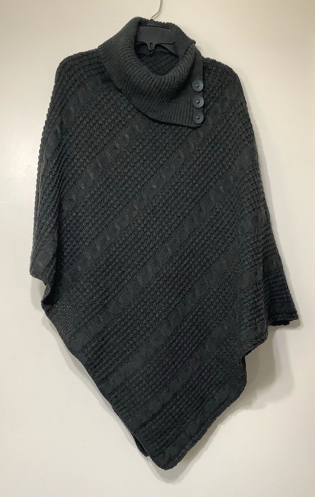 Unbranded Black Knit Poncho Sweater Cowl Neck Cape Asymmetric One Size
Opens in a new window or tab