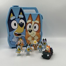 Bluey Lot of 8 Figures And Carrying Case