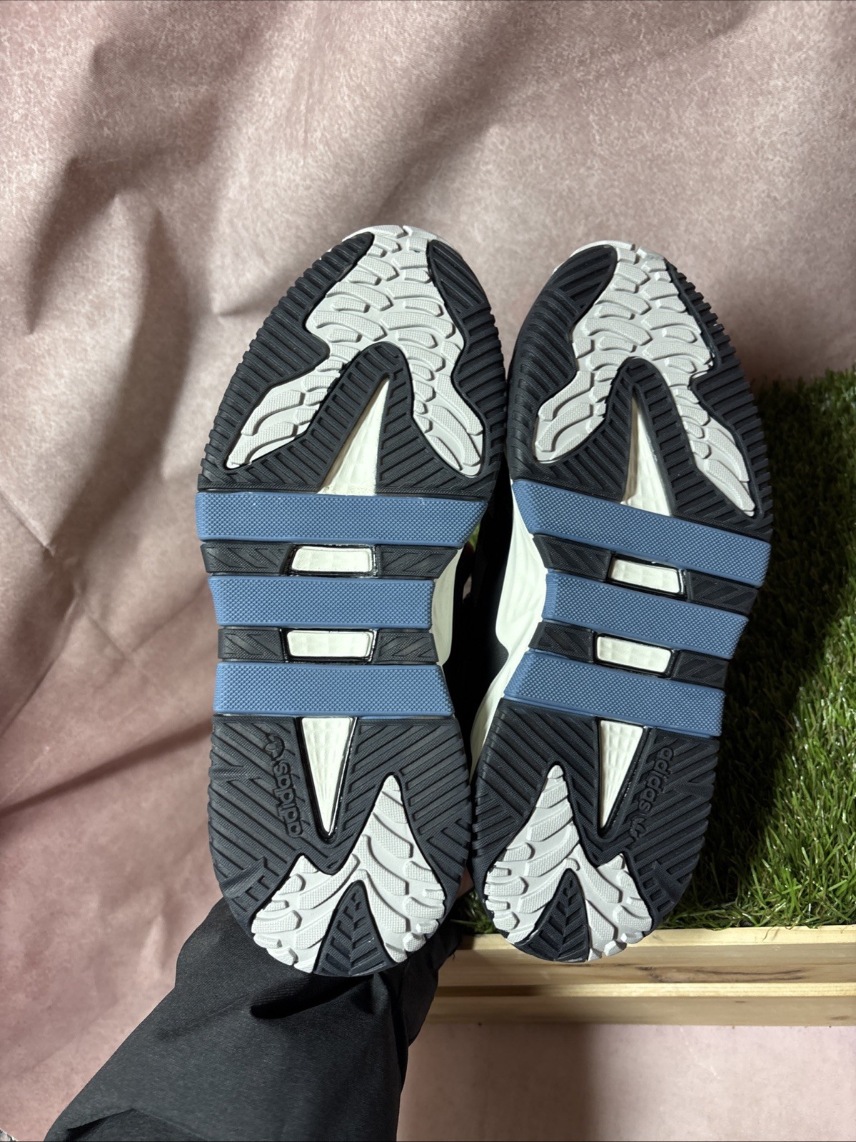 adidas Niteball Trainers Uk Size 4.5 image 8