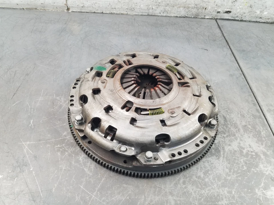 2003 雪佛兰 Corvette C5 Luk 离合器飞轮组件 #9567 — 第 3/4 张图片