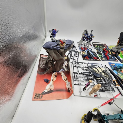 Vintage Bandai Gundam Model Kit Mobile Suit Mixed Lot Of Parts Pieces 90's-2000 - Picture 14 of 24