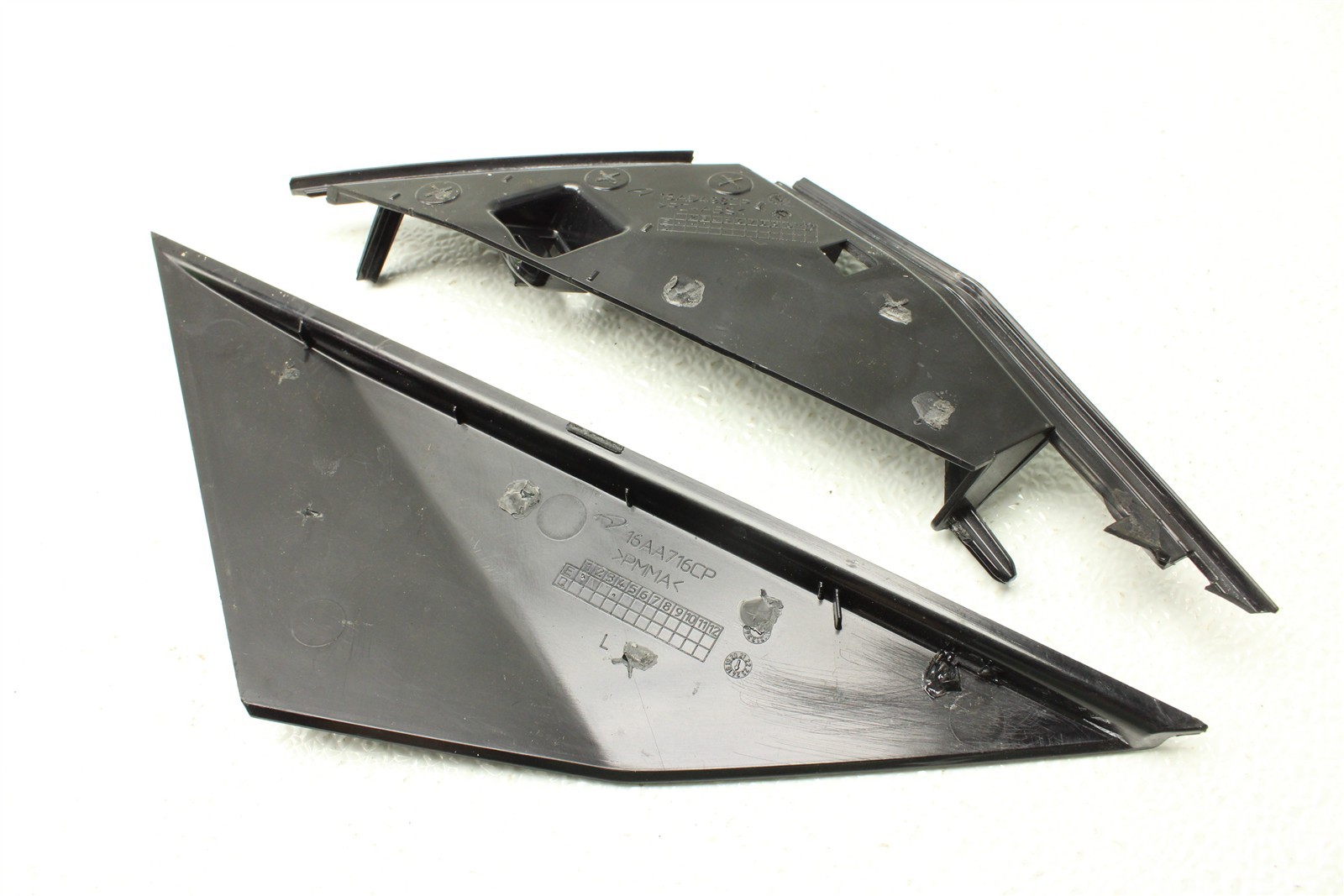 McLaren Artura 2025 Front Left Trim molding P/N 16AD495CP