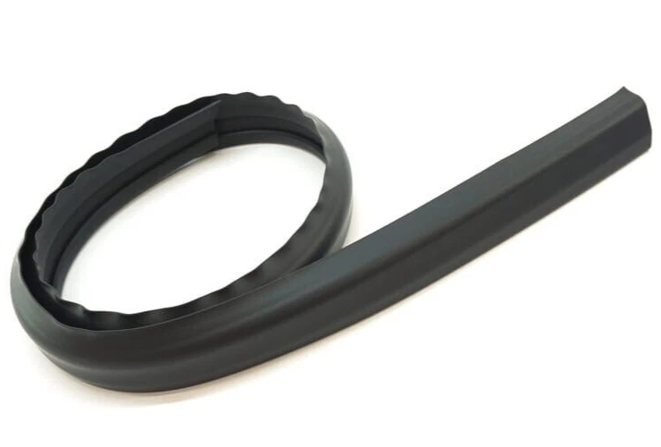 Set of (2) Rocker Panel Rubber Moulding Left & Right Sides for Porsche 911 930 - Image 3 of 4