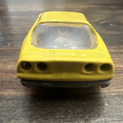 BONITO COCHE DIECAST A-1 1982 HOT WHEELS 1980 AMARILLO CORVETTE 1:64 - Imagen 3 de 14