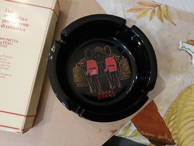 NEW  VTG 1980s London Royal Guard Black Ashtray Great Britain  