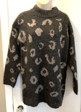 NWT Universal Thread pullover Sweater XS New 24-376-1