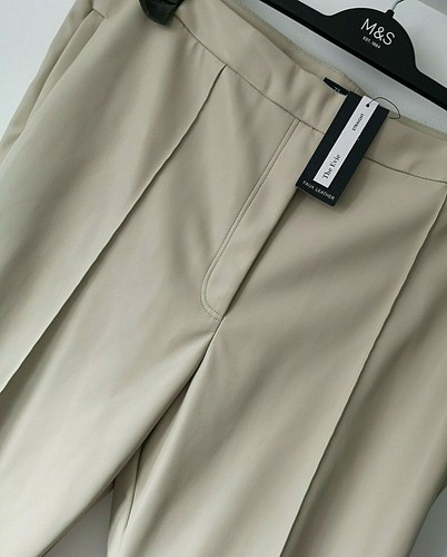 LADIES M\u0026S EVIE SIZE 22 SHORT BUFF FAUX 