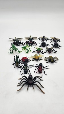 T.M. 1994 Toy Bugs 19-Figure Mix LOT Queen Ant Bee Fly Dragonfly 