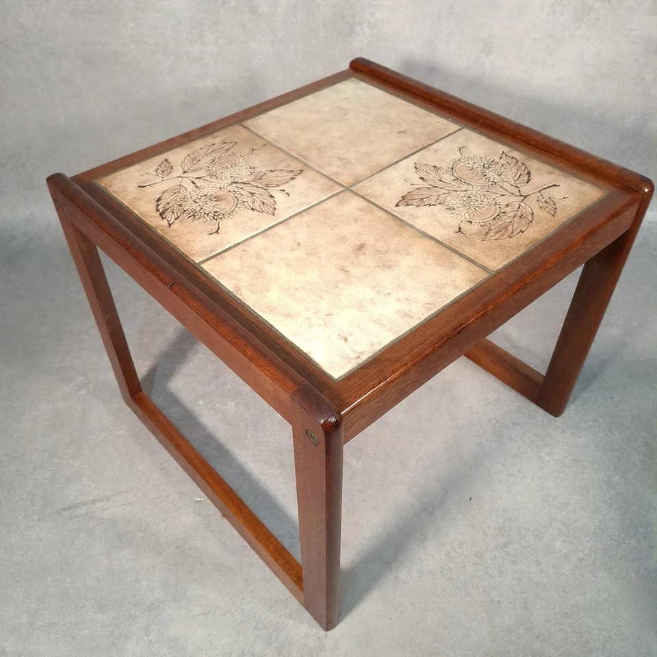 Mid Century Vintage Teak Nest of Two Tables - 1970s Floral Tiled Top - Image 2 of 4
