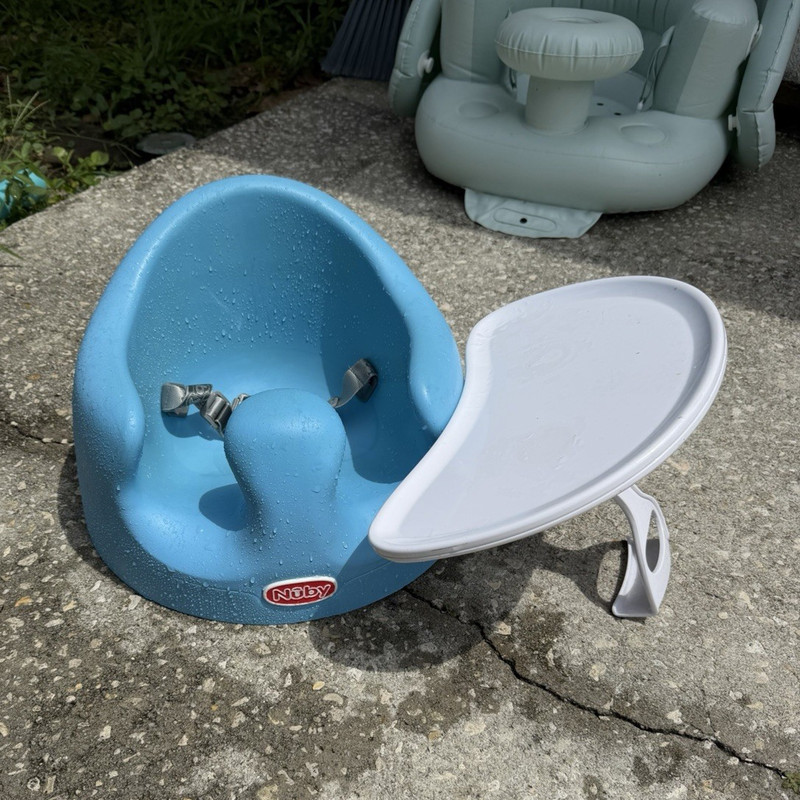 Nûby Baby Booster Seat w/ Removable Tray & Safety Straps, Blue/White