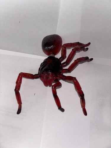 MEGA Magna Bug Spider with Red Light Up Eyes- Missing Pieces