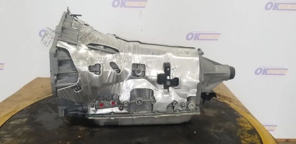 Automatic Transmission 10 Speed 2WD 4X2 5.3L 2023 GMC YUKON 37K MILES - Image 3 of 4