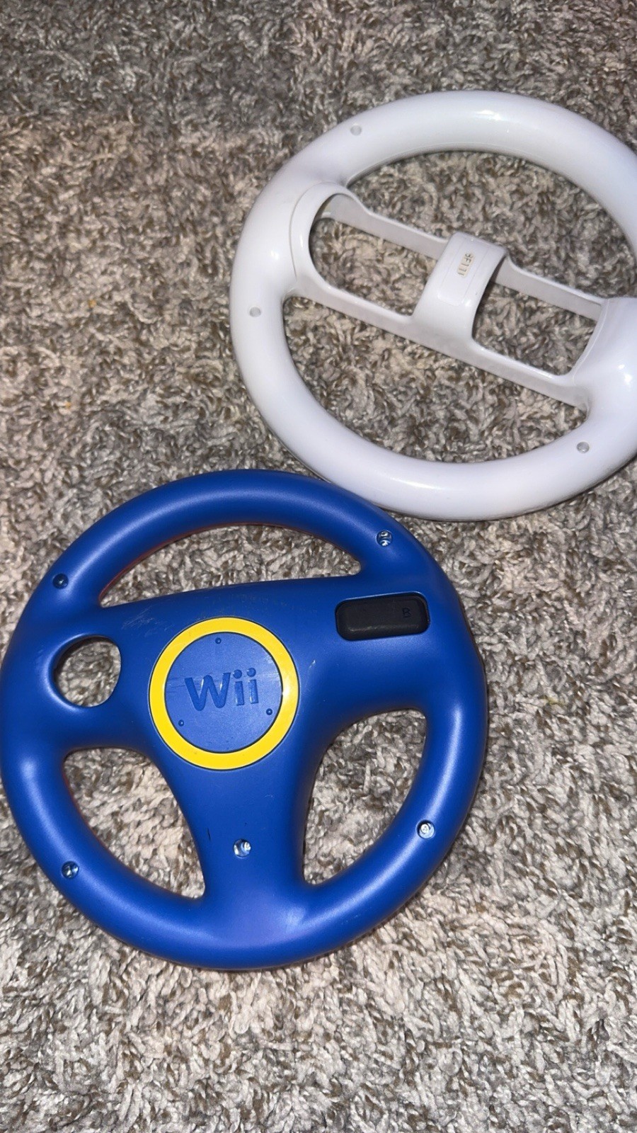 Nintendo Wii Mario Kart Steering Wheel - Red &Blue