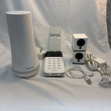 SimpliSafe HSK103 Home Security Kit with Came...