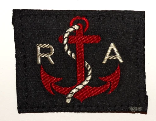 BRITISH MILITARY CAP BADGES,  Maritime Anti-Aircraft Artillery Division, WW2