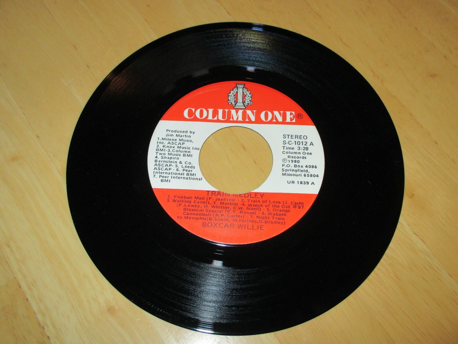 BOXCAR WILLIE TRAIN MEDLEY B/W LONESOME HOBO VG+ eBay