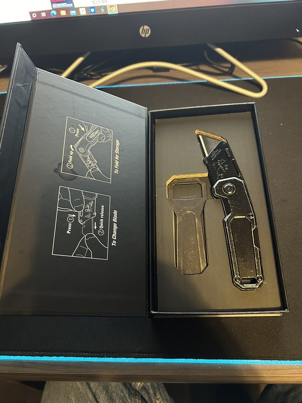 NEW HyperTough 2-piece Quick Change Kickback Utility Knife & Bottle Opener Set