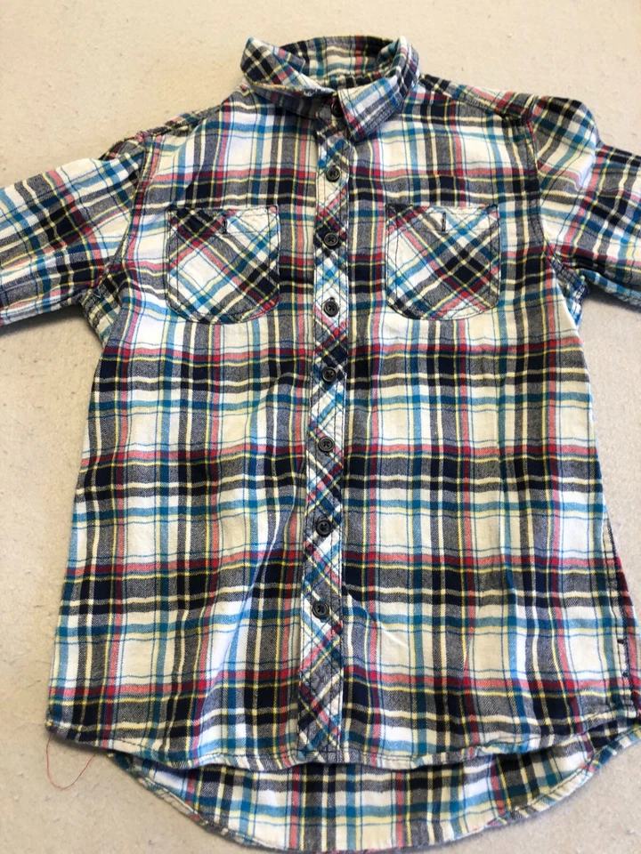 Camisa Cherokee Abotonada Juvenil Niño 12/14 Multi Cuadros Franela Bolsillos Cuello Foto 2 de 4