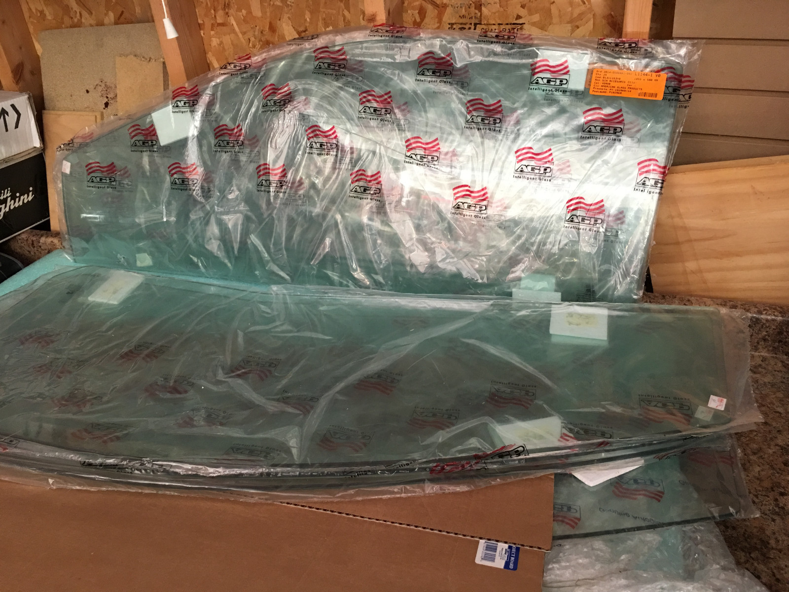 Lamborghini Diablo (AGP) coupe Door Glass Pair (Both Left &  right)