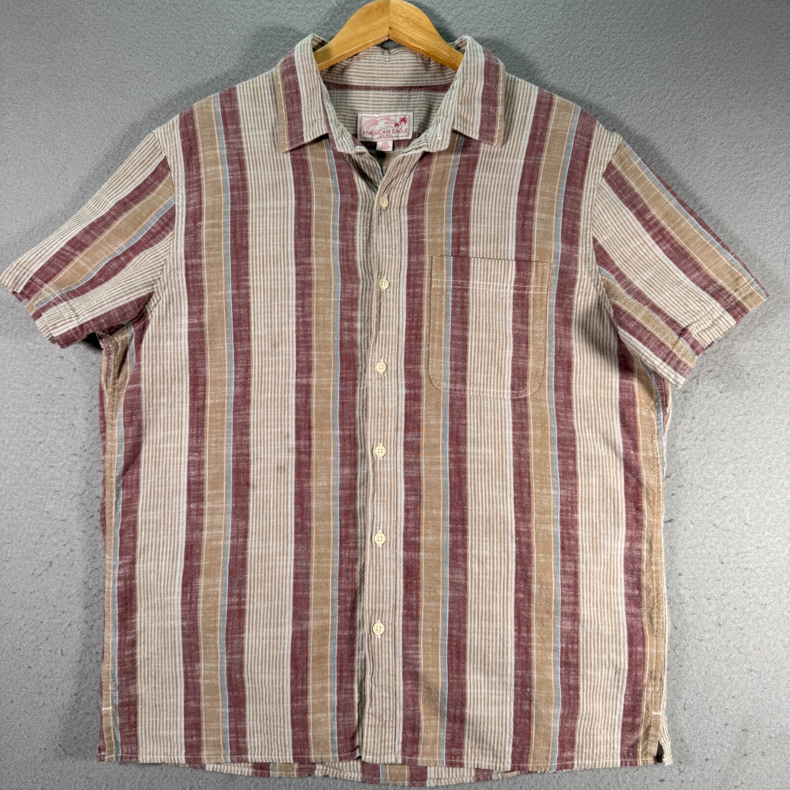 American Eagle Poolside Button Up Shirt Mens Larg… - image 1