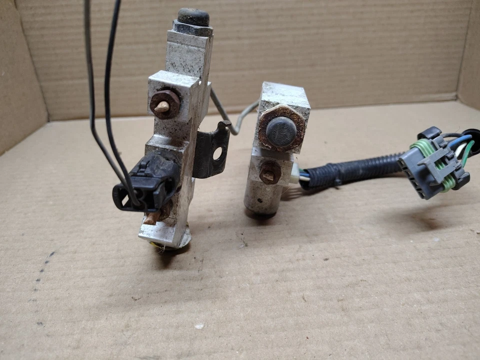 1998-01  Dodge Ram/ Dakota Brake Proportioning Valve Solenoid Pair  — 第 3/4 张图片