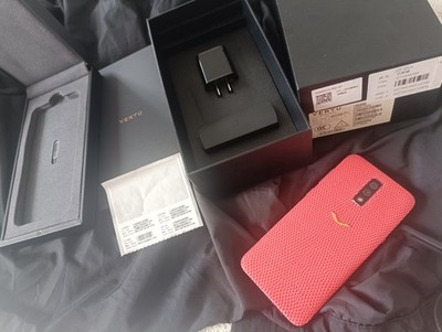 ORIGINAL VERTU LIFE VISION VTL-1905 UNLOCKED 4G DUAL SIM PHONE - PINK LIZARD