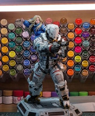 Pragmata Hugh and Diana Diorama Figur Capcom (bemalt - Garage Bausatz)