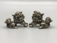 2 Alte Kleine Chinesische Foo Fu Tempel Hunde Figur China Puppenstube Zubeh&ouml;r