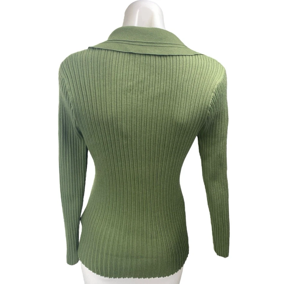 Cárdigan Suéter Top Nanette Lepore Verde Acanalado Tejido Botones Dorados Manga Larga Talla M Foto 2 de 4
