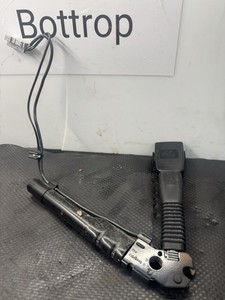 BMW E81 E82 E87 E90 E91 E92 Untergurt Gurtschloss Vorne Rechts 9119542 7126296