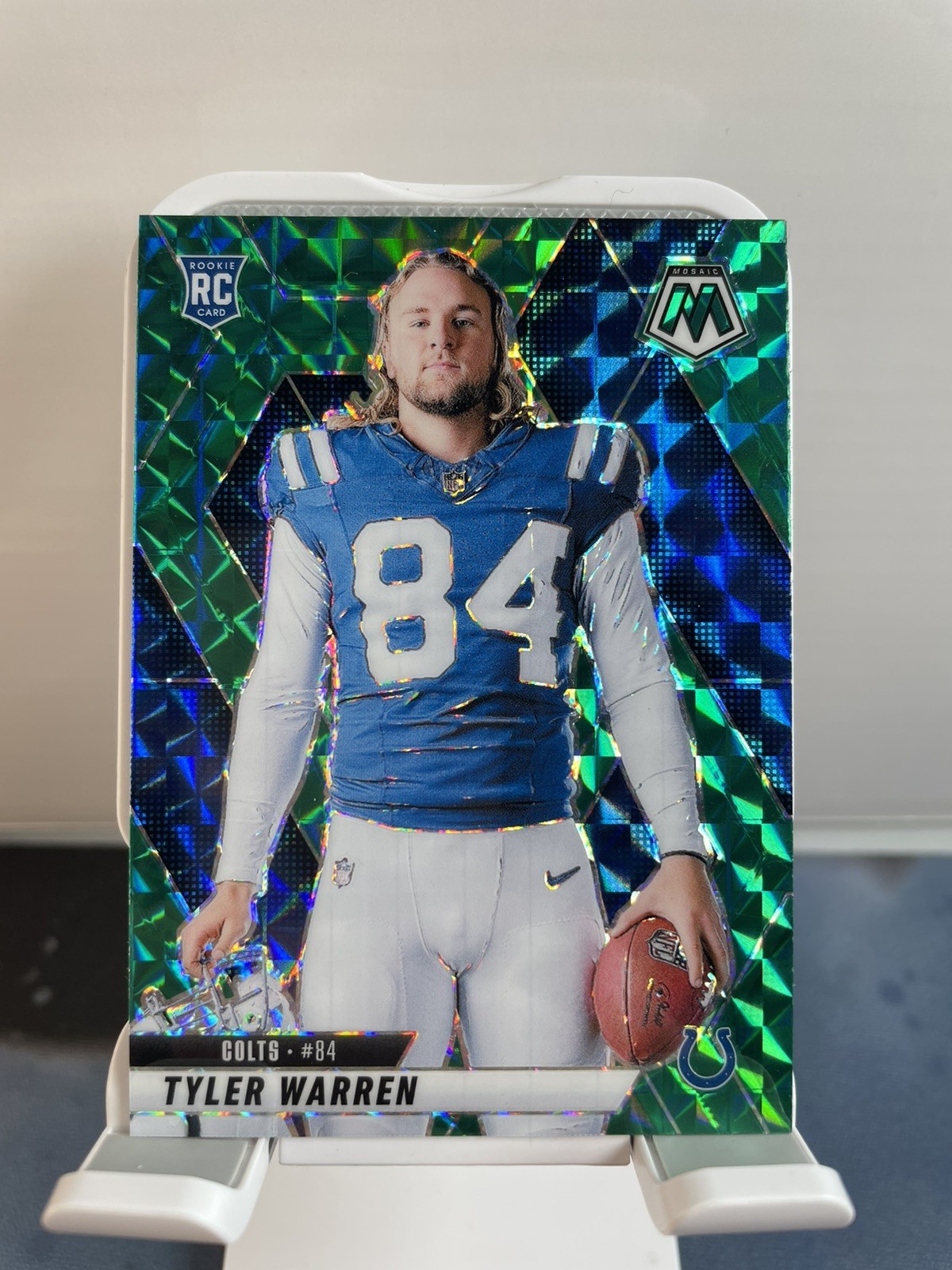 2025 Panini Mosaic - Rookie Variations Tyler Warren #281 Green Mosaic Prizm (RC)