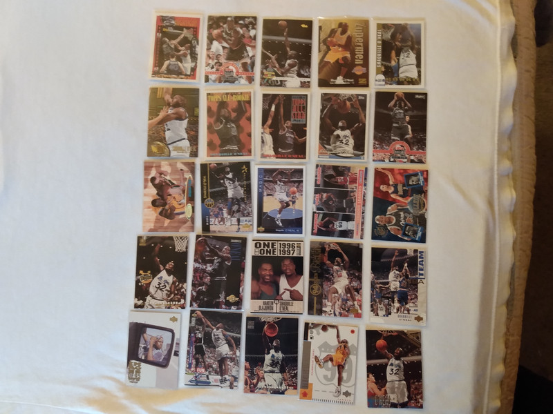 SHAQUILLE O'NEAL 25 DIFFERENT BASKETBALL CARDS w/ ROOKIE