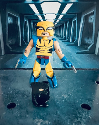 Marvel Minimates WOLVERINE loose Secret Invasion Box Set loose figure X-Men