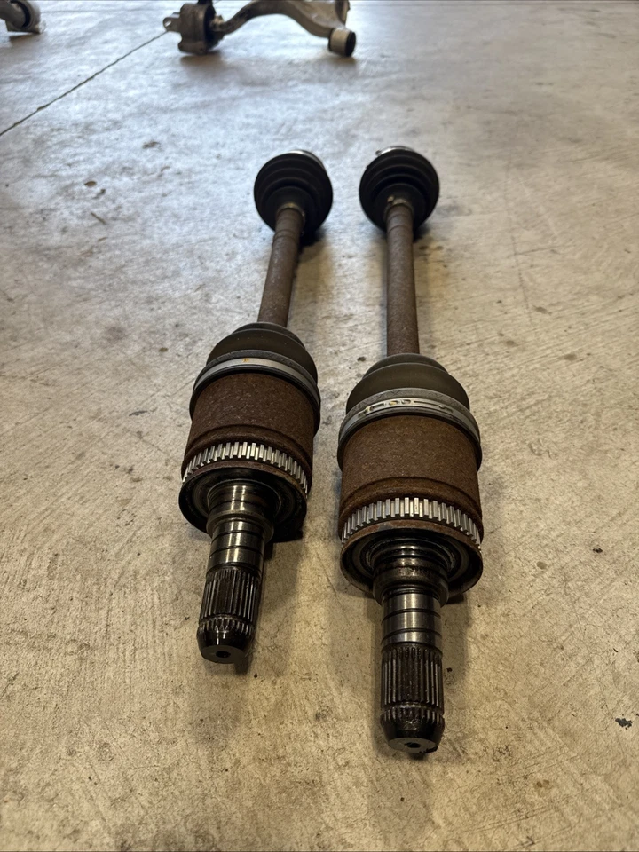 Оригинальный вал задней оси 11-13 INFINITI M37 левая и правая ось полный привод - Изображение 2 из 4