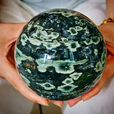 4.07LB Natural Moonstone Ball Quartz Crystal Polishing Ball Healing Decoration