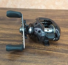 Shimano SLX XT Baitcasting Reel