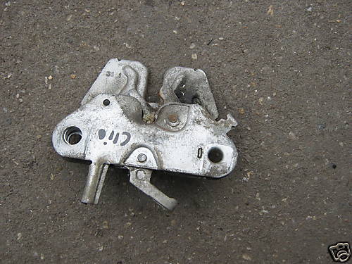 Renault Clio  Bj. 92  Verriegelung Motorhaube