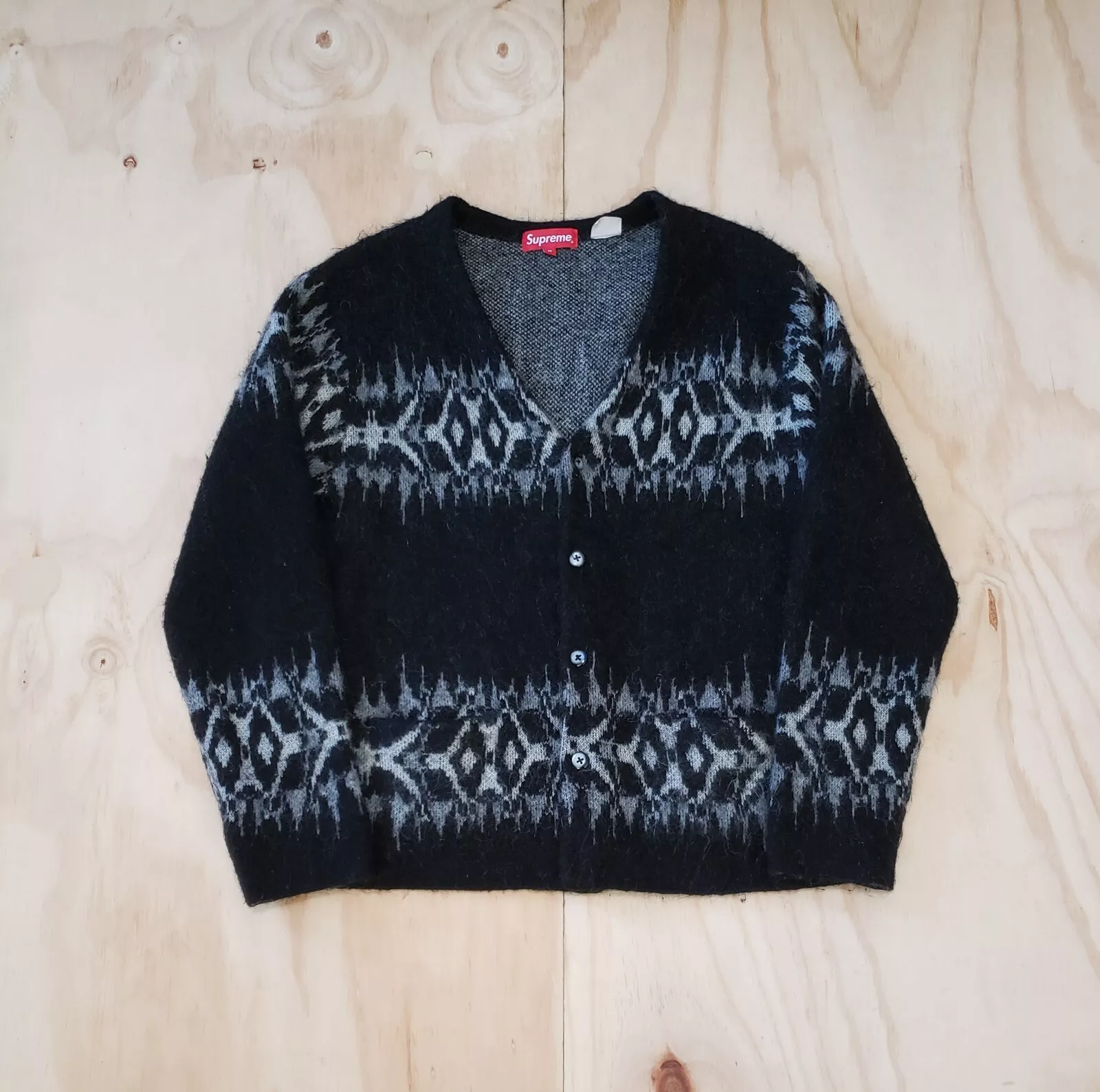 SUPREME 2022 PULL CARDIGAN MAILLE MOHAIR RAYURE ABSTRAITE NOIR TAILLE M